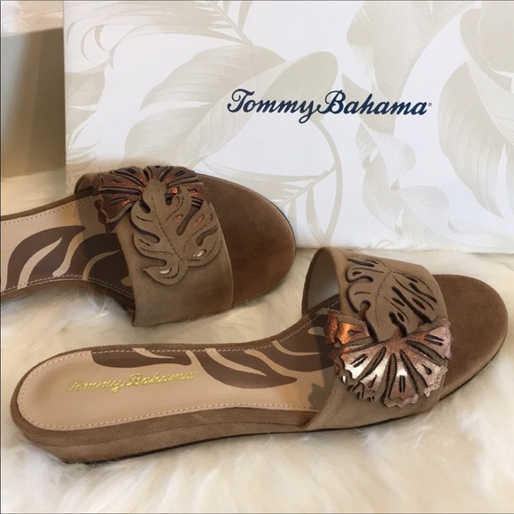Tommy Bahama Shoes - NWOT Tommy Bahama Suede Floral Slide Sandal